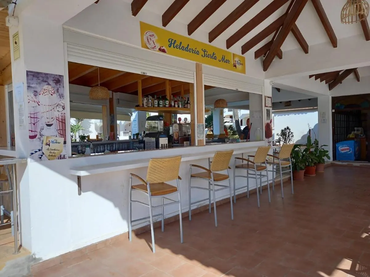 Siesta Mar Apartamentos Cala En Porter  Lägenhetshotell