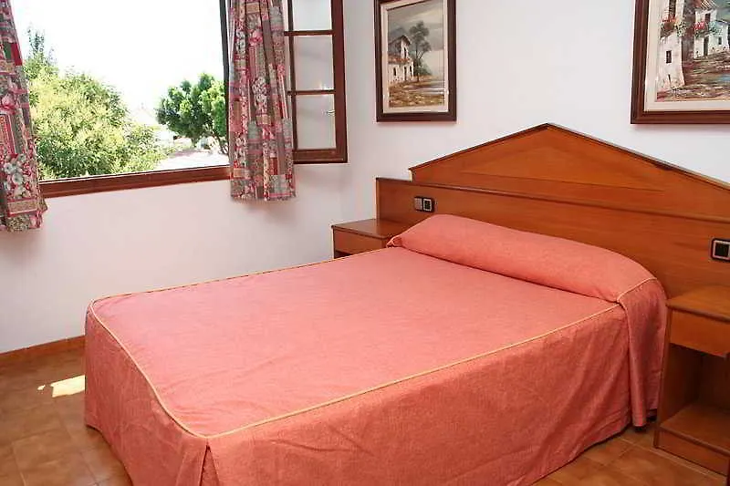 Siesta Mar Apartamentos Cala En Porter  Apartmanhotel Cala En Porter (Menorca)